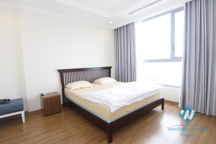 Super stylish and modern apartment for rent on Vimhome Nguyen Chi Thanh, Ha Noi